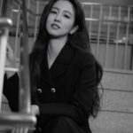 Amanda Chou Instagram - / 率性與優雅的總和 @SandroParis #SandroParis #SandroSpringSummer2024 #SS24 📸 @jessetseng125