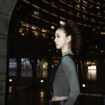 Amanda Chou Instagram - / 台北時裝週2024開幕秀 這次的主題是關於運動時尚 所以挑戰一下不同於以往的微軍裝帥氣風格😎 @tpe.fashionweek #TaipeiFashionWeek #TPEFWAW24 #AW24臺北時裝週 #整裝待發 服裝｜@pces_studio 飾品｜@codysanderson_official 妝髮｜@huan2.studio 攝影｜@river.ts