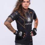 Amanda Nunes Instagram - A leoa tá selvagem ou tá gatinha? 😂😜 Is the Lioness wild or domestic? 😂