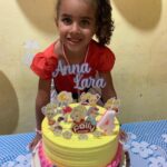 Amanda Nunes Instagram - Feliz Aniversário Larinha 🦖 te amo 😘 Happy birthday to my niece. @annalaranunes