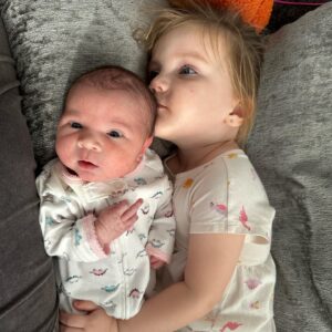 Amanda Nunes Instagram - The family love continues to grow. Very excited to watch these two grow together.  Nossa princesa chegou. 💕Hazel Ann Nunes•11/01/2023💕
