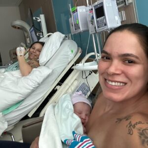 Amanda Nunes Instagram - The family love continues to grow. Very excited to watch these two grow together.  Nossa princesa chegou. 💕Hazel Ann Nunes•11/01/2023💕