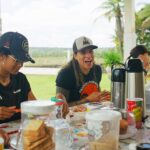 Amanda Nunes Instagram - Aôoooooo lá em casa ☕️ cafézinho de Mainha.🏡 in the farm. @fazendalagoaverde 🇧🇷