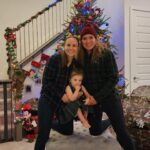 Amanda Nunes Instagram - Merry Christmas from my family to yours 🎁🎄 Feliz Natal da minha família para sua.