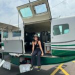 Amanda de Godoi Instagram - Fim de mais uma missão! Dessa vez fomos entregar pessoalmente as mais de 7,5 toneladas em cestas básicas nas várias comunidades ribeirinhas ao longo do Rio Manicoré, no Amazonas. Milhares de pessoas estão sendo afetadas pela pior seca da história que o Norte do nosso país está passando. Muito obrigada a todas as pessoas que ajudam nas campanhas de doações. Muito obrigada ao @idesam pelas doações e pela parceria. @greenpeacebrasil