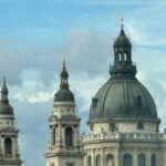Amandine Petit Instagram – Collaboration commerciale| Budapest lover 🥰🤩 je ne m’y attendais pas et c’est une très belle découverte. Les paysages et l’architecture sont incroyables ✨ tu as déjà visité Budapest ? 
ps: je reviens-vite ! @visithungary #visithungary #hungary #visitbudapest #budapest