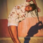Amandla Stenberg Instagram - C Magazine, so grateful to be on ur cover <3 delightful shoot with @guyarochphoto , thank you 🌹 FASHION DIRECTION @christianstroble HAIR @hairbycassy MAKEUP @loftjet NAILS @theset.bykj INTERVIEW @irathethird PROP STYLIST @artandset PRODUCER @laurenrennick LOCATION @bluecloudmovieranch PR @imprintpr
