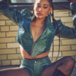 Amandla Stenberg Instagram - C Magazine, so grateful to be on ur cover <3 delightful shoot with @guyarochphoto , thank you 🌹 FASHION DIRECTION @christianstroble HAIR @hairbycassy MAKEUP @loftjet NAILS @theset.bykj INTERVIEW @irathethird PROP STYLIST @artandset PRODUCER @laurenrennick LOCATION @bluecloudmovieranch PR @imprintpr
