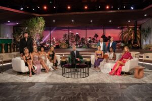 Amanza Smith Instagram - Who is ready for Selling Sunset S7!? Watch the entire season beginning TOMORROW and then come together to watch the REUNION EVENT you won't want to miss -- streaming WEDNESDAY, NOVEMBER 15 at 6pm PT/9pm ET only on Netflix!