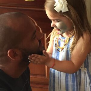 Amaury Nolasco Instagram - These are the moments that are really important in life. My Goddaughter putting make up on me. #priceless #lovehersomuch❤ #family #whereinthewolrdisamaury #itsstillhappening