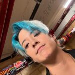 Amber Liu Instagram - TORONTO! Been a long overdue show and WE FINALLY MADE IT!! I felt so much love last night so thank you thank you thank you 🧡💛 also really happy i had got serve you guys at the merch booth haha thank you for the 5 stars, my boss will be really happy 😉 love you guys!!! Hope to see you again. MONTRÉAL SEE YOU TONIGHT!!