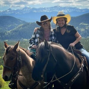 Amber Marshall Instagram - A very Happy Mother’s Day to all the Moma’s out there. 🌷
