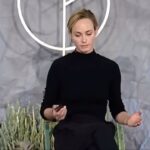 Amber Valletta Instagram - 9125 DAYS = 25 YEARS of sobriety. My heart is full of gratitude for a second chance at life. I didn’t do it alone, thank you to all of my friends and family who have been my wise teachers, loving guides, shoulders to cry on, present listeners and have shown me the power of love. If you are struggling with the grips of addiction in any form you don’t need to suffer any longer. There is help. Call 988 or text 988 for emotional and substance abuse support. full talk in link bio