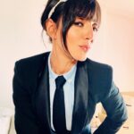 Ambra Angiolini Instagram - Nella gentilezza, nel rispetto, nel giurarsi eleganza eterna , nel tanto sentire il cuore degli altri, , nell’alleanza, nelle mamme e nelle mumme… in questa famiglia io ci credo #gay #gaypride Nell’ultima foto, ho messo chi ha contribuito a farmi diventare la “principessa del lip-sync” e di ogni diritto da rivendicare #lgbtq