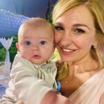 Ambra Angiolini Instagram - Nella gentilezza, nel rispetto, nel giurarsi eleganza eterna , nel tanto sentire il cuore degli altri, , nell’alleanza, nelle mamme e nelle mumme… in questa famiglia io ci credo #gay #gaypride Nell’ultima foto, ho messo chi ha contribuito a farmi diventare la “principessa del lip-sync” e di ogni diritto da rivendicare #lgbtq