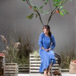 Ambra Angiolini Instagram - Stasera “ Oliva Denaro “riparte dal @teatrocivicolaspezia alle 20:45 ( durata 65 minuti ) in #soldout. Tranquilli, tanto Sanremo va avanti fino alle 2:00… vi aspettiamo #theatre #ilmiolatosinistro #theshowmustgoon @goldenart.production @agidi_srl
