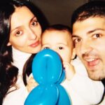 Ambra Angiolini Instagram - Nella gentilezza, nel rispetto, nel giurarsi eleganza eterna , nel tanto sentire il cuore degli altri, , nell’alleanza, nelle mamme e nelle mumme… in questa famiglia io ci credo #gay #gaypride Nell’ultima foto, ho messo chi ha contribuito a farmi diventare la “principessa del lip-sync” e di ogni diritto da rivendicare #lgbtq