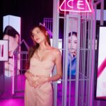 Amelia Henderson Instagram - a little seoul soft focus 💖 wearing @hm #HMMalaysia #3CE #3CEMALAYSIA #3CEMY#3CESTYLENANDA