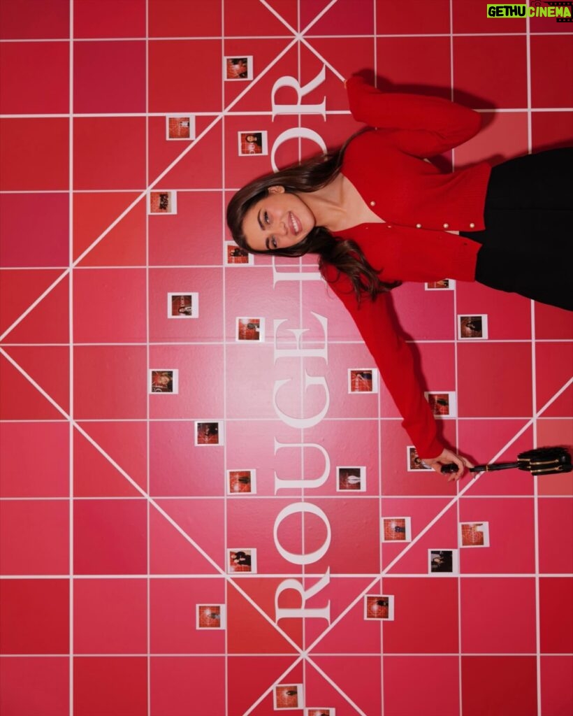 Amelie Zilber Instagram - special @diorbeauty day in Rouge Dior @diorbeautylovers @dior #rougedior 💋