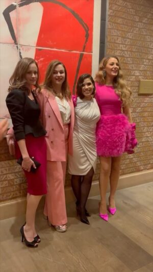 America Ferrera Instagram - 💕The Sisterhood came through all in pink to celebrate my performance in Barbie last night. I love these women with all my heart.💕 
#SisterhoodForever 👩‍❤️‍👩 🧳👖