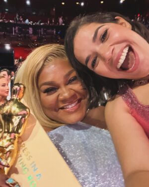 America Ferrera Instagram - Oh I’m sorry did you think I was gonna go to the Oscars and not take a million selfies? Part 1  #fangirl @theacademy