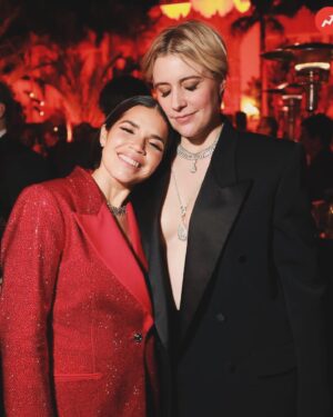 America Ferrera Instagram - Oh I’m sorry did you think I was gonna go to the Oscars and not take a million selfies? Part 1  #fangirl @theacademy