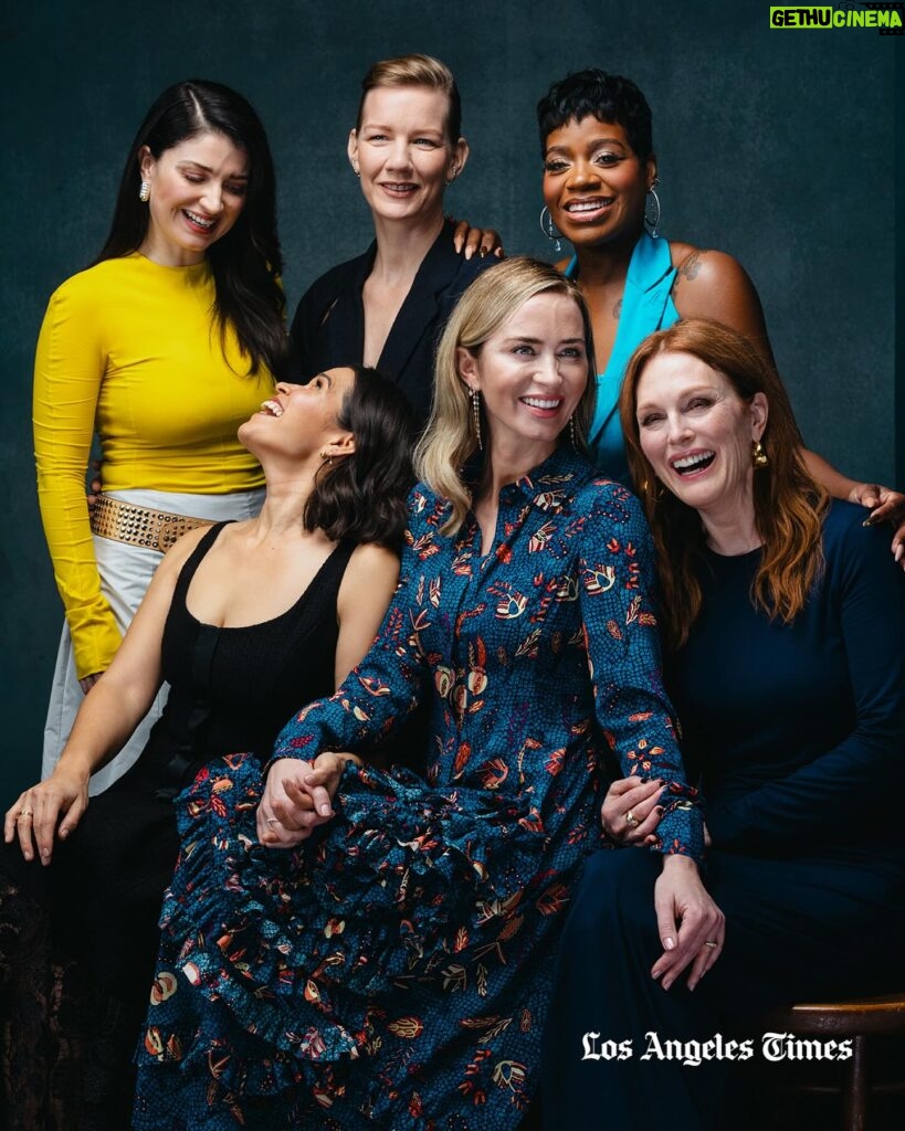 America Ferrera Instagram - Introducing the L.A. Times Envelope Actresses Roundtable: America Ferrera, who appears as a working mother in “Barbie.” Fantasia Barrino, who plays a woman in the Jim Crow South struggling to escape decades of abuse in the musical adaptation of “The Color Purple.” Julianne Moore, who co-stars in “May December,” about a woman who began a relationship with a 13-year-old boy when she was 36 — and later married him. Eve Hewson, who stars in “Flora and Son,” a Dublin-set film about a single mom who finds her voice while taking online guitar lessons from a charming L.A. musician. Emily Blunt, who portrays the fierce wife of “the father of the atomic bomb” in “Oppenheimer.” Sandra Hüller, the German actress in two talked-about films this fall — “Anatomy of a Fall,” about a woman suspected of murdering her husband, and “The Zone of Interest,” as the uncaring wife of the Auschwitz death camp commandant. The actresses shared their fears about artificial intelligence impacting the industry, what they love — and hate — about their jobs and which director has a “no Uggs on set” policy with Times host @amykinla 📰 Read their full conversation at the link in @latimes_entertainment’s bio. 📺 Stream the Envelope Roundtable this Friday at 8pm pst on YouTube. 📸 @jason_armond #TheEnvelope #oscars2024 #theoscars