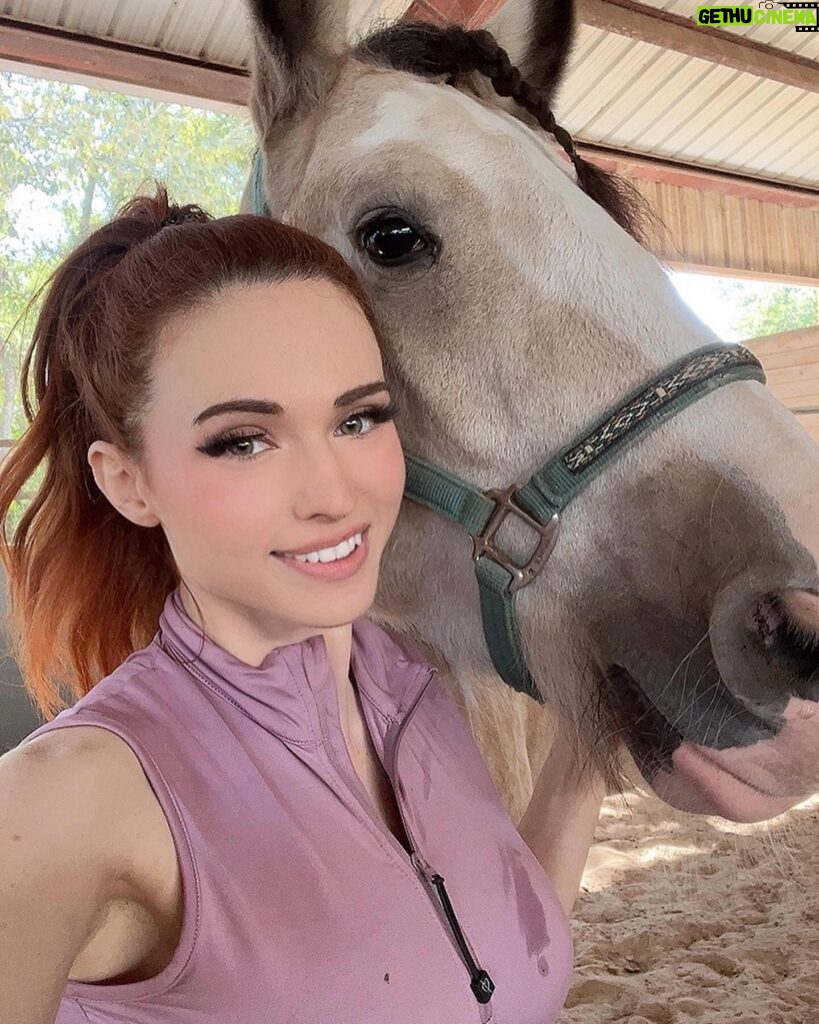 Amouranth Instagram - Do you like girls who ride?