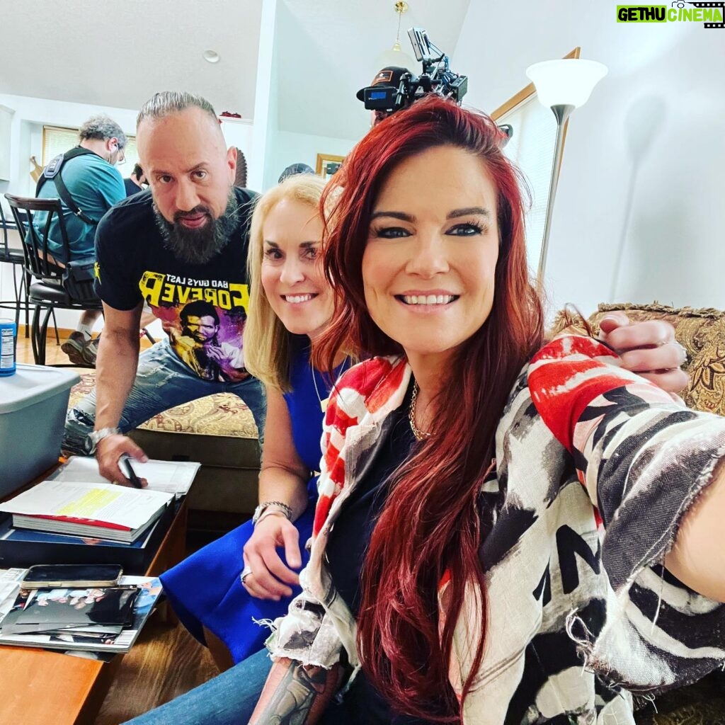 Amy Dumas Instagram - What did you guys think about tonight’s episode of Most Wanted Treasures on @wweonae ? What would be the most coveted piece of #Chyna gear if we made a wish list? I know what mine would be- and I won’t stop until I find it to help bring her home.