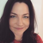 Amy Lee Instagram - I’ll be on Instagram live today live at 2pm CT playing a few songs for ya from my house! Tune in so we can be #TogetherAtHome while we practice social distancing. Learn more about how you can take action to help slow the spread of coronavirus with our partners at @who and @glblctzn globalcitizen.org/coronavirus
