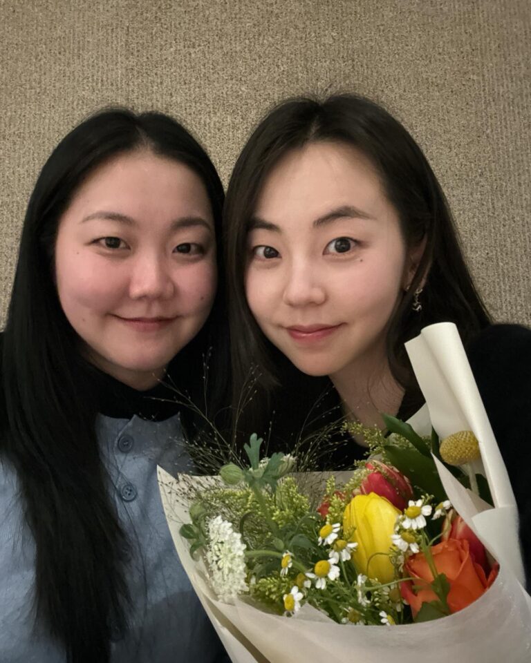 An So-hee Instagram - 언제나 고마워 씨스터❣️2024년도 잘 보내자 우리👯‍♀️👭🏻👩🏻‍❤️‍👩🏻