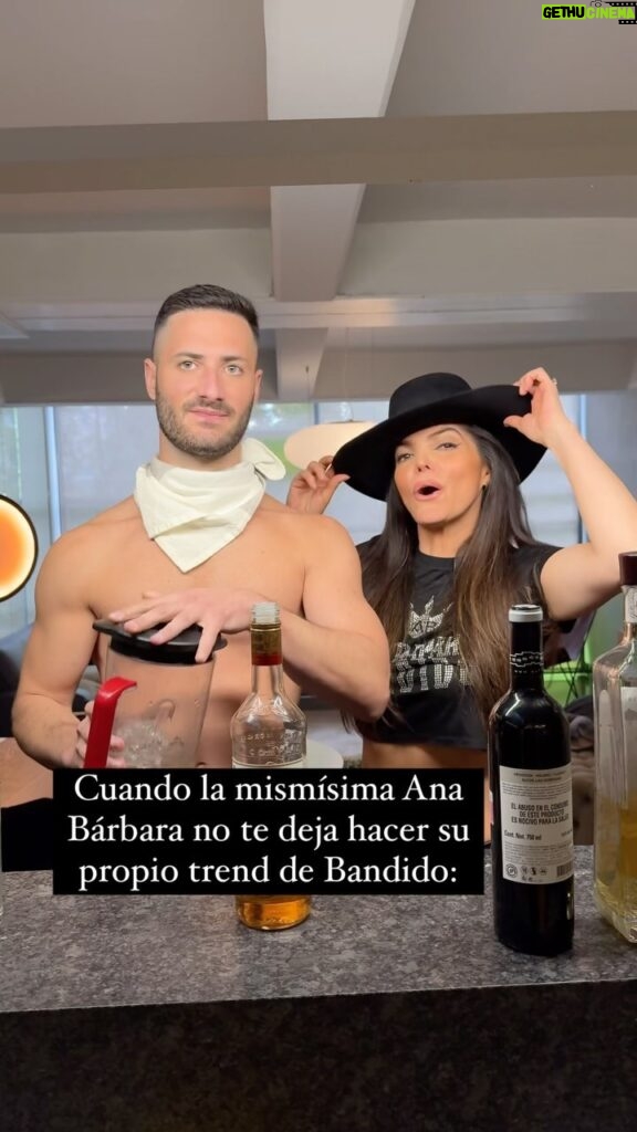 Ana Bárbara Instagram - Soy Tu Bandido @anabarbaramusic 😂😂