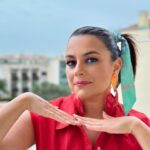 Ana Guiomar Instagram - Diz que o a festa 2 de hoje,look é #disco80.