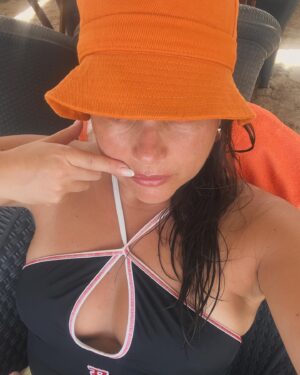 Ana Guiomar Instagram - Coisas para fazer hoje. 🦀