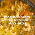 Ana Hikari Instagram - ANA HIKARI (@_anahikari )ensina a receita de uma MOQUECA DE PEIXE INGREDIENTES 5 postas de peixe namorado Sal a gosto 1 unidade de suco de limão Azeite a gosto 1 cebola em rodelas 2 pimentões vermelhos em rodelas 3 unidades de tomates em rodelas 2 unidades de pimentão verde em rodelas 2 unidades de pimentão amarelo em rodelas 500 gramas de camarão cinza limpo 2 unidades de suco de limão Pimenta-do-reino a gosto Meia pimenta-dedo-de-moça bem picadinha 2 xícaras de chá de leite de coco Meia xícara de chá de caldo de camarão Um terço de xícara de chá de azeite de dendê Coentro picado a gosto MODO DE PREPARO Em um refratário, tempere as postas de peixe namorado com sal, suco de limão e pimenta-do-reino a gosto. Reserve e deixe marinando. Em uma panela grande, coloque azeite a gosto e ligue o fogo. Faça uma cama com a cebola em rodelas e coloque o peixe temperado sobre elas. Sobre o peixe, faça camadas com o pimentão vermelho em rodelas, o tomate em rodelas, o pimentão verde em rodelas e o pimentão amarelo em rodelas. Feitas as camadas, tampe a panela e deixe cozinhando em fogo baixo até os legumes começarem a amolecer. Enquanto isso, chegou a hora de temperar o camarão com suco de 2 limões, sal e pimenta-do-reino a gosto. Misture e reserve. Volte à panela, observando se o caldo da moqueca já começou a subir. Quando isso acontecer, tempere com sal a gosto e pimenta-dedo-de-moça bem picadinha. Adicione o leite de coco e, como ingrediente opcional, o caldo de camarão. Coloque, aos pouquinhos, o azeite de dendê sobre a moqueca, de modo que ela comece a ficar em um tom alaranjado. Adicione o camarão temperado na finalização e deixe cozinhar por cerca de 3 minutos. Finalize com coentro picado a gosto. #receitas #moqueca #temtudonoreceitas #receitasdeliciosas