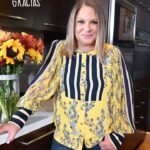 Ana María Polo Instagram - Tenemos muchas razones para dar GRACIAS ✨ Cuáles son las tuyas? Cuéntame en los comentarios. Los 🧡🍁 #HeDicho #CasoCerrado #AnaMariaPolo