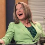 Ana María Polo Instagram - ¡Feliz día de San Patricio amigos! Que la suerte los acompañe siempre. Yo muy afortunada de tenerlos. 🤩🍀 #CasoCerrado #HeDicho #AnaMariaPolo