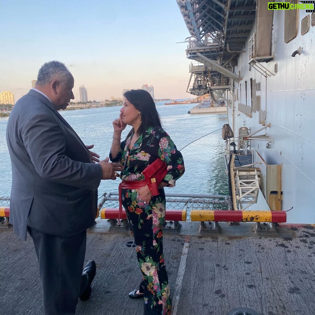 Ana Navarro Instagram - Was honored to attend a reception on the @ussbataan celebrating the first #fleetweek in Miami. It’s always inspiring to see the young men and women serving our country. The @secnav is Carlos Del Toro. He & his family came here fleeing the Castro regime when Carlos was 10 months old. He went on to serve honorably in the Navy for more than two decades. President Biden appointed him the first Cuban-American Secretary of the Navy. Also got the chance to see my friend, @chefirvine who always shows up for our Americans in uniform. There are over 7,000 sailors and marines in Miami this week. I hope we’re making them feel welcome.