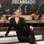 Ana Patricia Gámez Instagram - Es Friday y es Black 🖤 los esperamos en @EnamorandonosUsa 💎Set: www.Beashion.com 20% & 30% en toda la tienda 📸 @Juanito_visual 💄 @BbellaByMillie