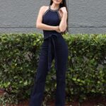 Ana Patricia Gámez Instagram – Denim denim 👖 una de mis piezas favoritas en mis looks de @EnamorandonosUsa 😍 este jumpsuit está disponible en Pre- Orden en www.Beashion.com 

📸 @Juanito_visual_ 
✨ @BeashionBoutique