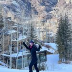 Ana Patricia Gámez Instagram - Día 2 ⛷️ logré bajar una pista azul sin caerme pero me duelen mucho las piernas 🤣 descubrí que mi miedo es a las alturas y a la velocidad 😓 Giulietta hizo sus primeros brincos 😅 Gael pasó a nivel 2 en la escuela y Luis pues que les digo, parece Pro 🤭 #Aspen ❄️ #Snowmass 🎿