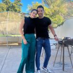 Ana Patricia Gámez Instagram - Quebrar la 🪅 el día 25 siempre será mi tradición favorita de estas festividades 🎄 mi Papá siempre se encargaba de la mariscada 🦐 o la carnita asada 🥩 puedo decir que está Navidad la disfrute tanto como si Él y mis abuelos estuvieran presentes 🕊️ la vida es efímera pero los recuerdos son eternos 🙌🏼 Luego les comparto lo divertido que fue quebrar 2 🪅 que tenían 🍬 & 💵 y como terminó la noche con karaoke 🎤🤭