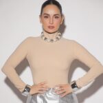 Ana de la Reguera Instagram - Creo que son de mis fotos favoritas 🤍🩶🤍 Gracias!!!
