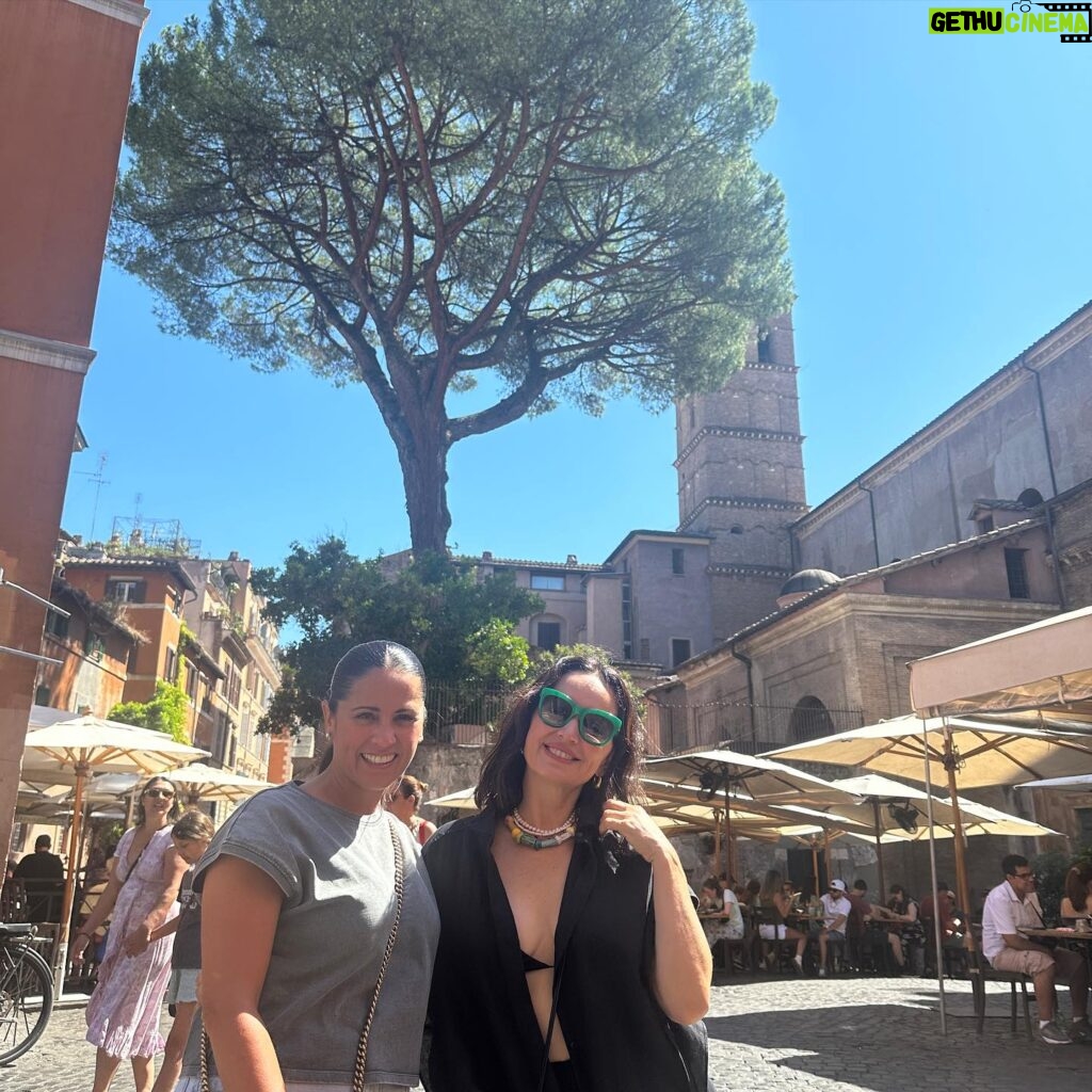 Ana de la Reguera Instagram - Roma ♥️🛵♥️ #vespa #rome