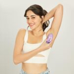 Ananya Panday Instagram - Odor-Free with @plumbodylovin 🤩 Love my fav Vanilla Vibes in this deo roll on format because it🧁- ✅ Eliminates Odor Causing Bacteria ✅ Fades Underarm Darkness ✅ Comes In A No-Stain Formula ✅ Doesn’t Clog Your Sweat Glands So you can just Sweat It Out stink free! 😁 #ad