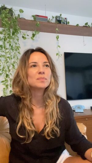 Andréia Horta Instagram - E indicar também o precioso documentário em curta metragem que é The Barber of Little Rock que está no YouTube.