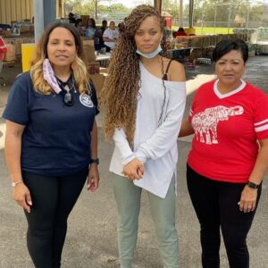 Andra Day Instagram - (Swipe for details) Residents of St. John the Baptist Parish, LaPlace, Louisiana come join us @tduhe_griffin_m.ed @braveheartfoundation @natalierobottom tomorrow 10am to pick up cleaning supplies, hygiene kits, perishables, hot food, Love, Joy, community n good viiibes 🙏🏽💚#GodBless #stjohnparish #LaPlace #hurricaneida #YesIHaveBracesNow 🤷🏽‍♀️