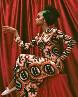 Andra Day Instagram - ‘Here’s to life’ thank u @instylemagazine n this amazin team for makin a childhood dream come tru.. cover n spread shot by @chriseanrose 🥰 God great 🙏🏽

eic @laurabrown99 
byline @rebeljunemarie
styling @juliavonboehm
hair @hisvintagetouch
makeup @porschefabulous
manicure @jolene.b.nails
set design @danieljhorowitz 
creative director @rinajstone
#Blessed #latepost #hellalatepost