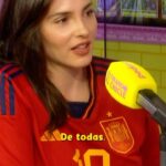 Andrea Duro Instagram - Esta semana parloteamos con @andreaduro sobre ser chonis (o pijas, en el caso de Victoria), sobre amistades tóxicas y cómo deshacerse de ellas. Además viene @henarconh_ a hacer un test para saber qué tipo de famosas somos cada una. Lo tenéis ya disponible en @podimo_es 💖El domingo en el resto de plataformas 🎉