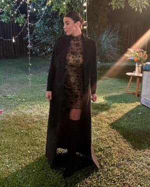 Andrea Rincón Instagram - 🦋 Yo, yo, yo, yo y yo en el cumple de Muna.

💙 Gracias @cynthiamartos por la pilcha 
@meryfolgar por el MakeUp y pelo 
@caromarafioti por el Styling 
@ferrarocalzados por las botas 💙